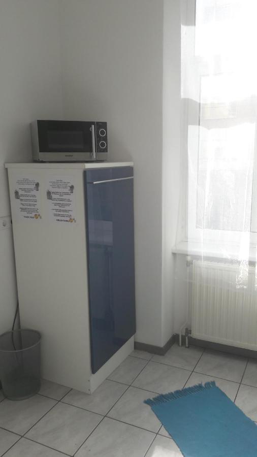 Nette Altbauwohnung Nur 10 Min Von Der City Vienna Luaran gambar